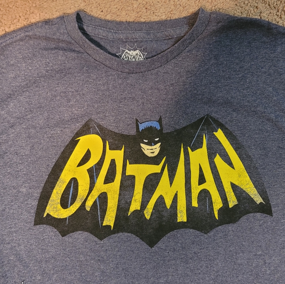 Short-Sleeve Gray Batman Shirt.